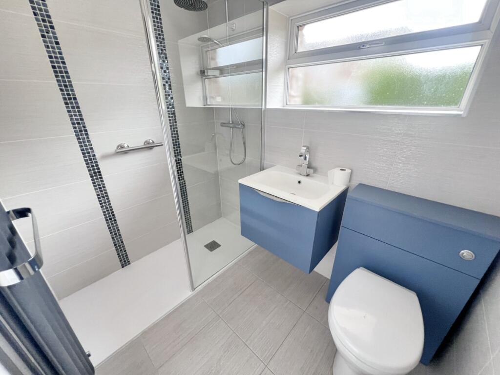 3 bed bungalow to rent in Kerfoot Avenue, Rhuddlan, Rhyl, LL18 2UR 7