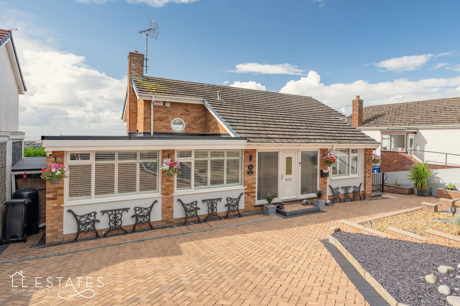 3 bed detached house for sale in Orme View Drive, Prestatyn, LL19 9PG  - Property Image 1