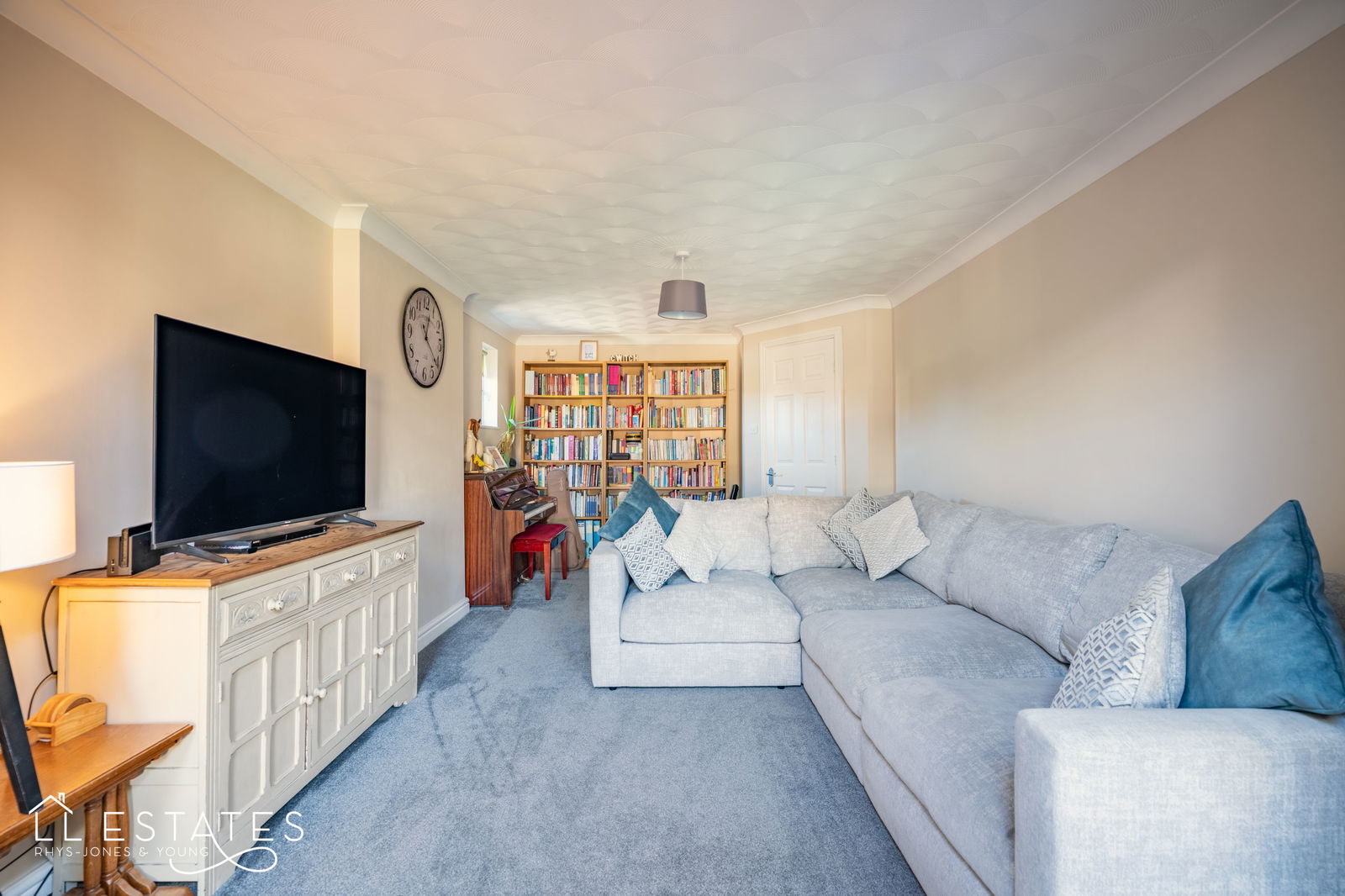 3 bed detached house for sale in Roseview Crescent, Kinmel Bay, LL18 5BY  - Property Image 4