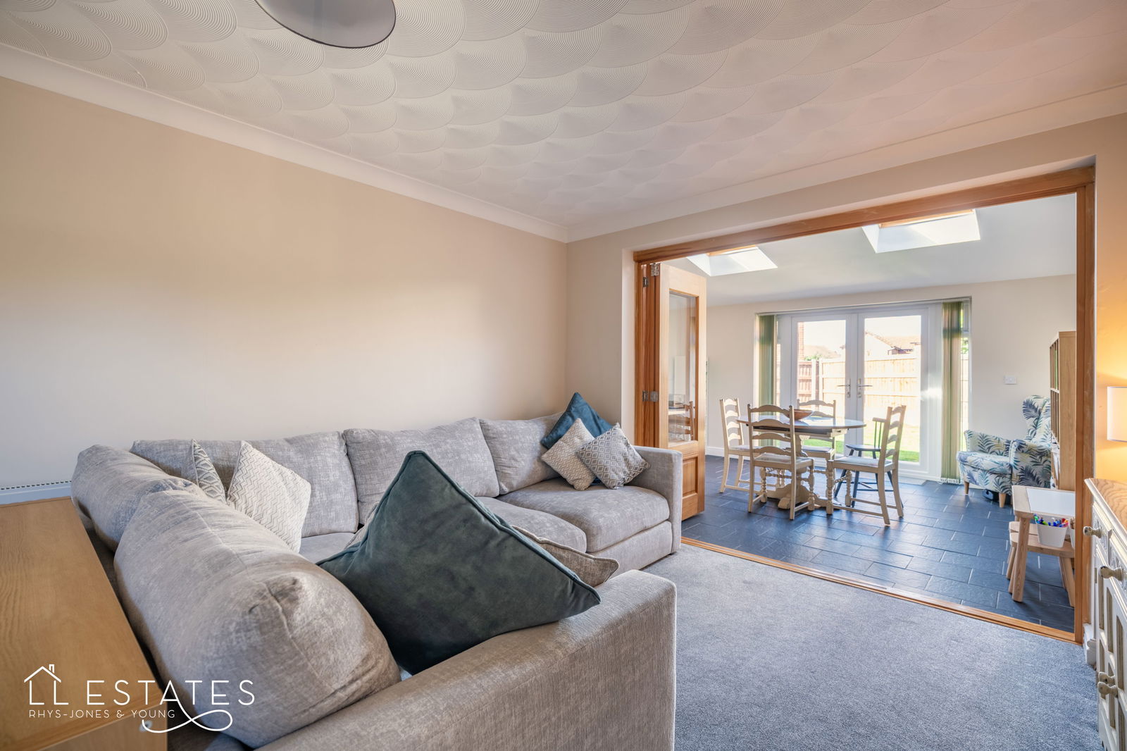 3 bed detached house for sale in Roseview Crescent, Kinmel Bay, LL18 5BY  - Property Image 7