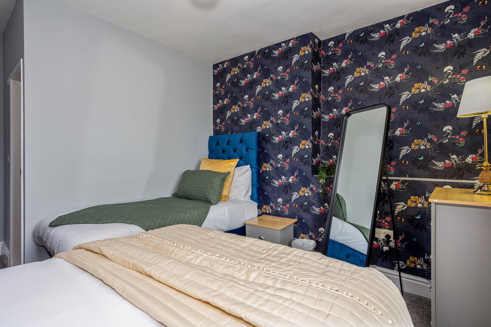 8 bed terraced house for sale in Deganwy Avenue, Llandudno 22