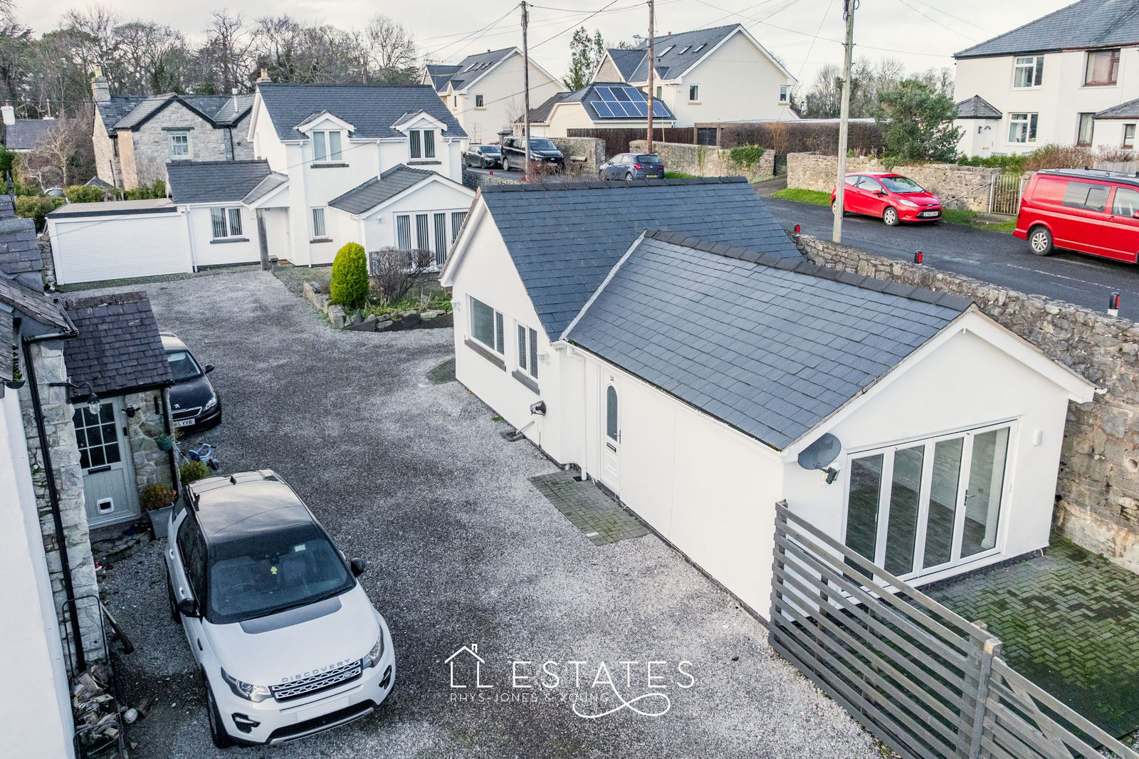 4 bed detached house for sale in Ffordd Bryn Y Garn, Henllan  - Property Image 1