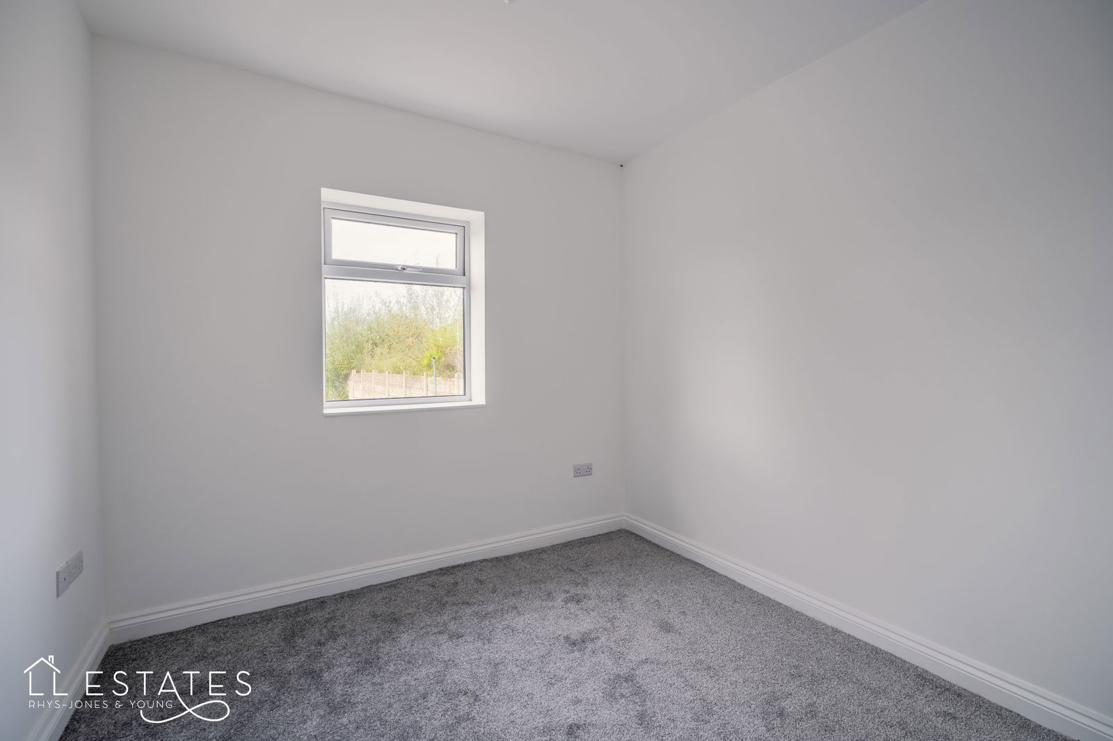 2 bed bungalow for sale in Handsworth Crescent, Rhyl, LL18 4HP 6