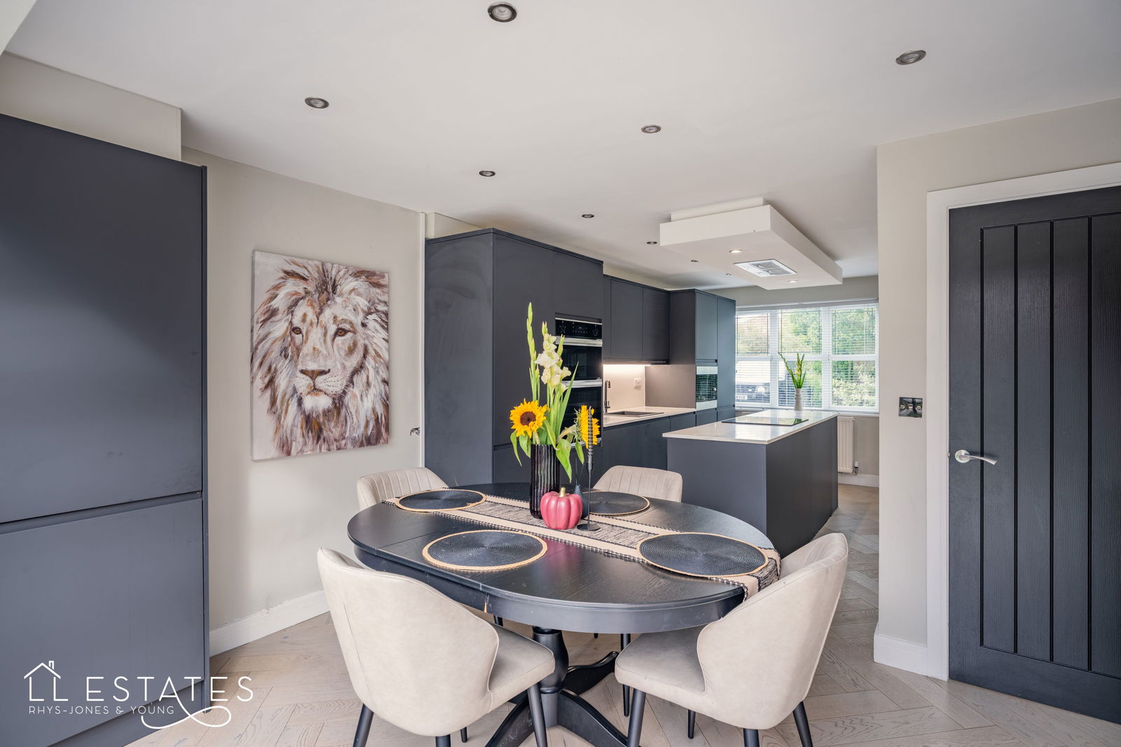 5 bed detached house for sale in Tan Y Coed, Prestatyn, LL19 8YP  - Property Image 4