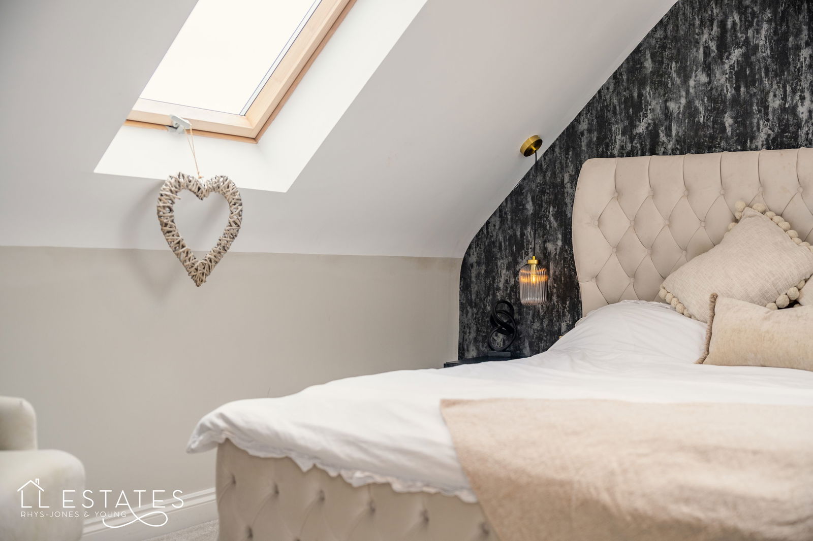 5 bed detached house for sale in Tan Y Coed, Prestatyn, LL19 8YP  - Property Image 13