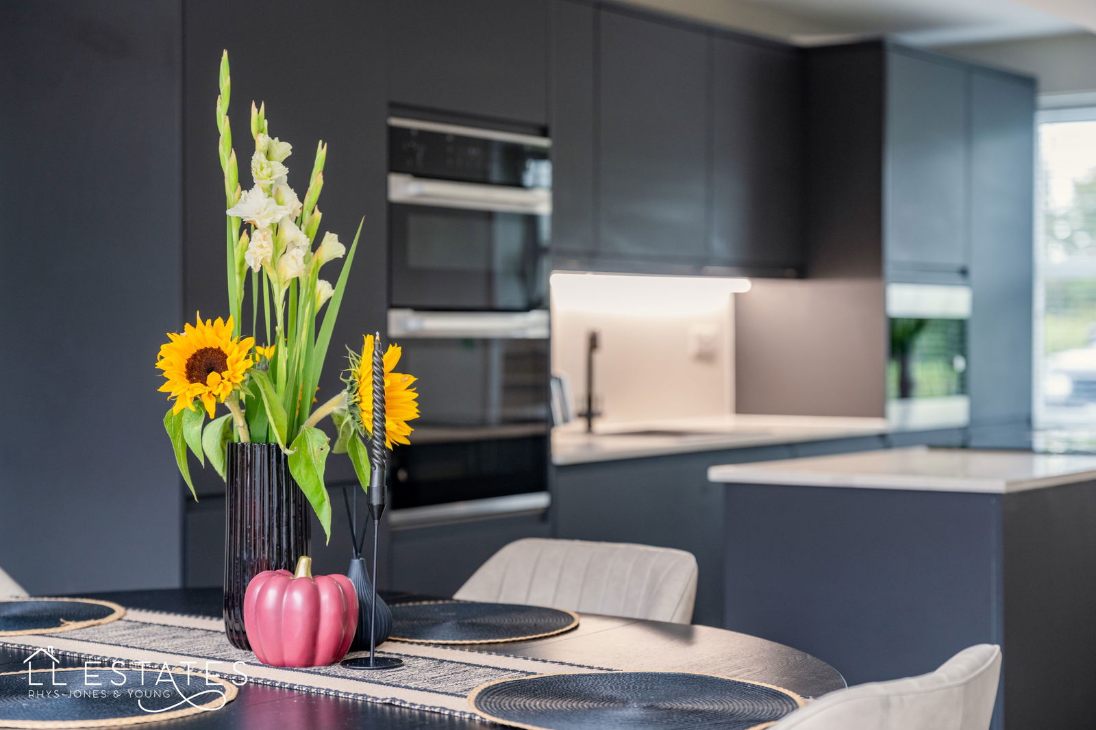 5 bed detached house for sale in Tan Y Coed, Prestatyn, LL19 8YP  - Property Image 6