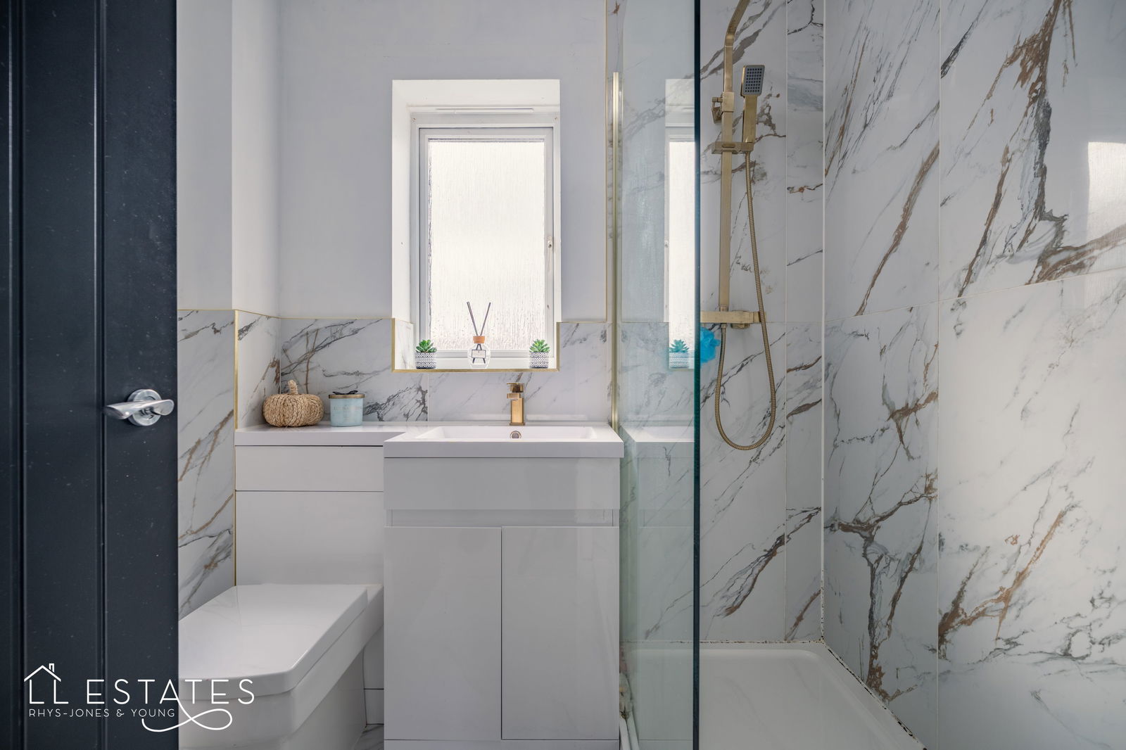 5 bed detached house for sale in Tan Y Coed, Prestatyn, LL19 8YP  - Property Image 12