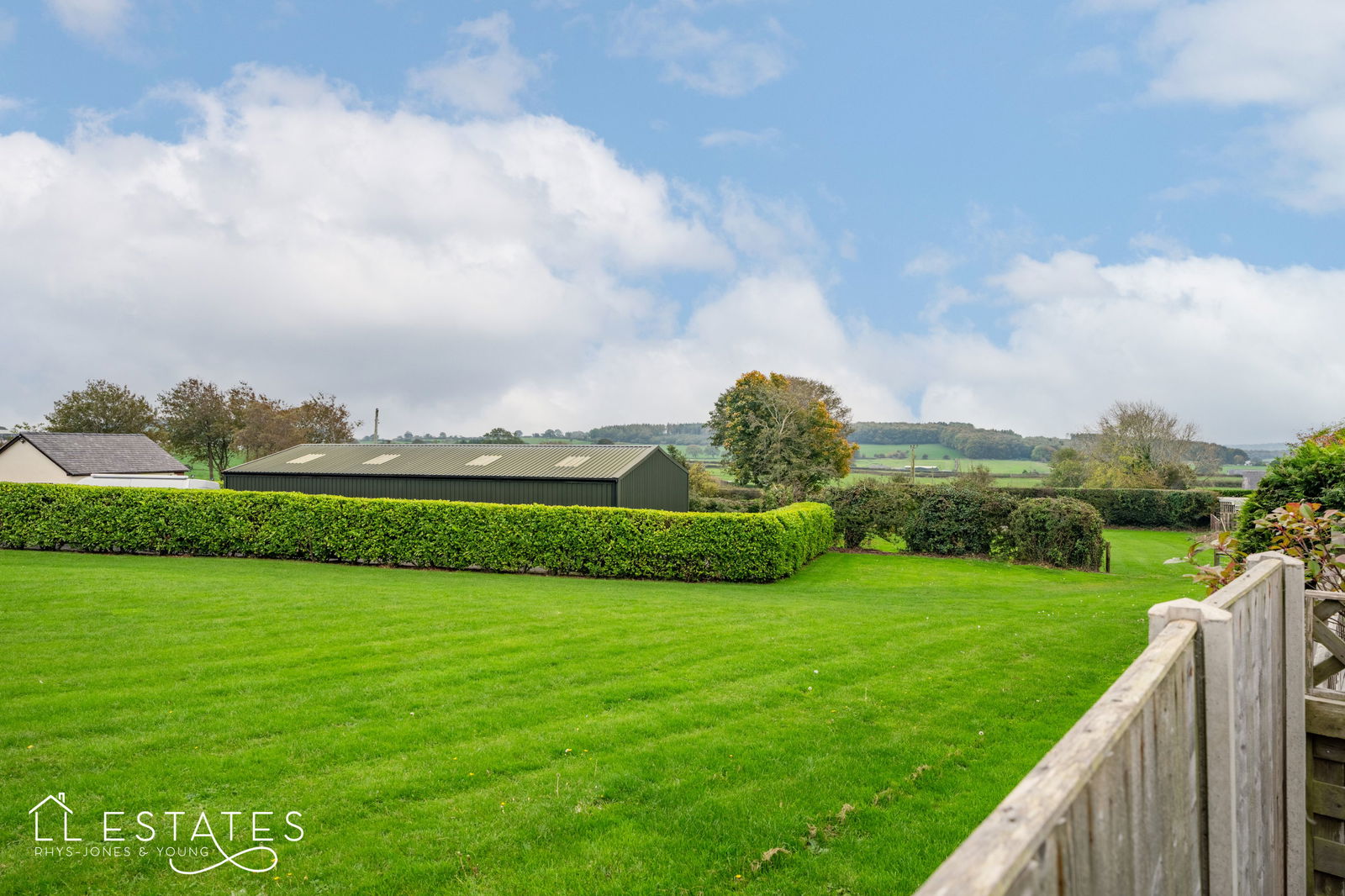 2 bed terraced house for sale in Pen y Bryn, Trelogan, CH8 9BD  - Property Image 10