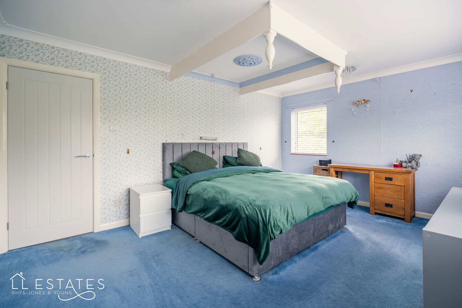 5 bed detached house for sale in Mount Road, St. Asaph  - Property Image 8