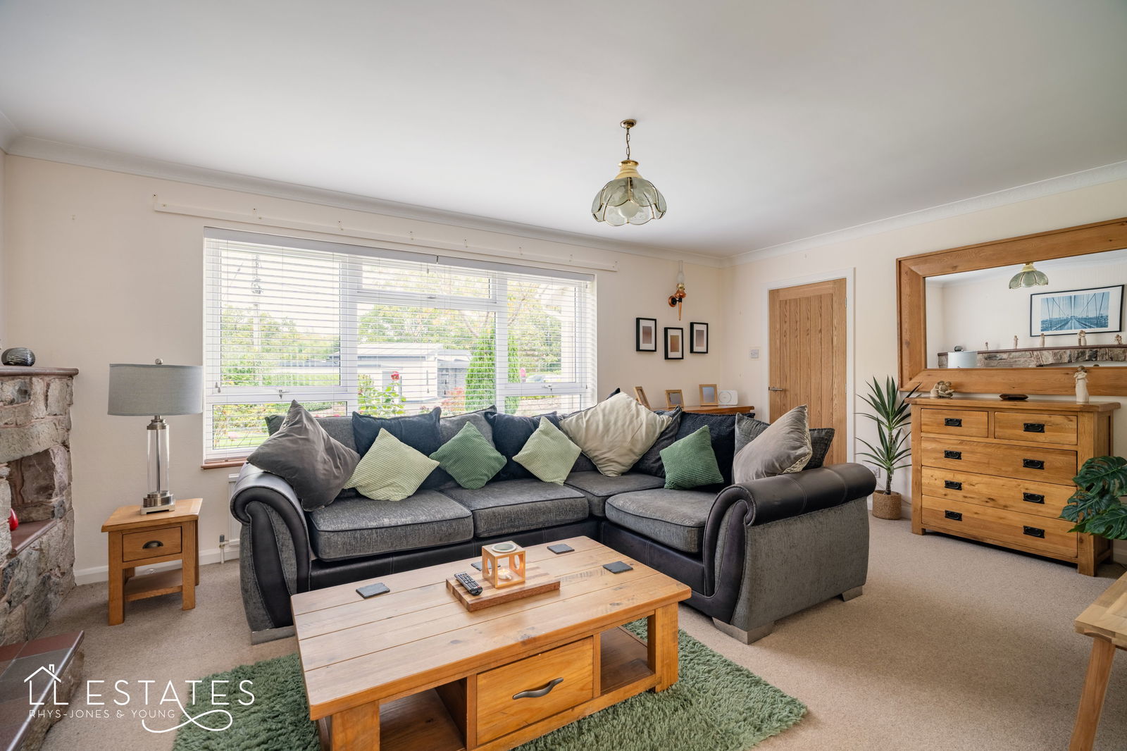 5 bed detached house for sale in Mount Road, St. Asaph 1