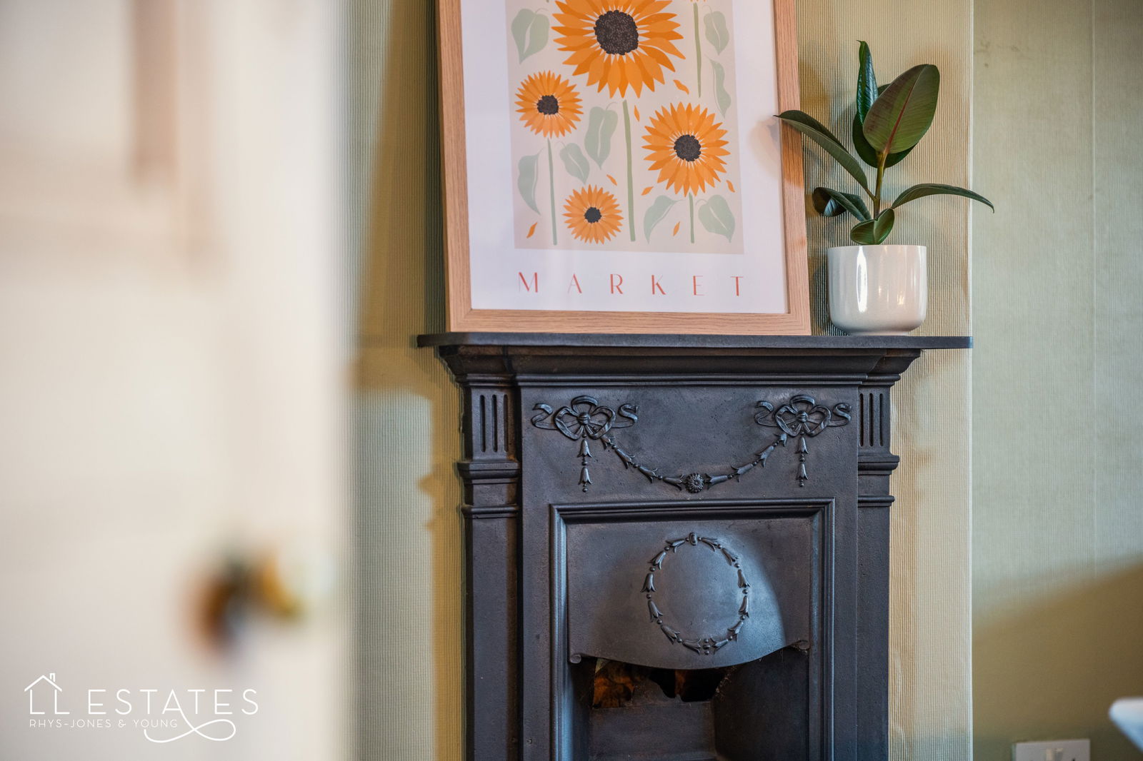 2 bed terraced house for sale in Grove Terrace, Princes Road, Rhuddlan 6