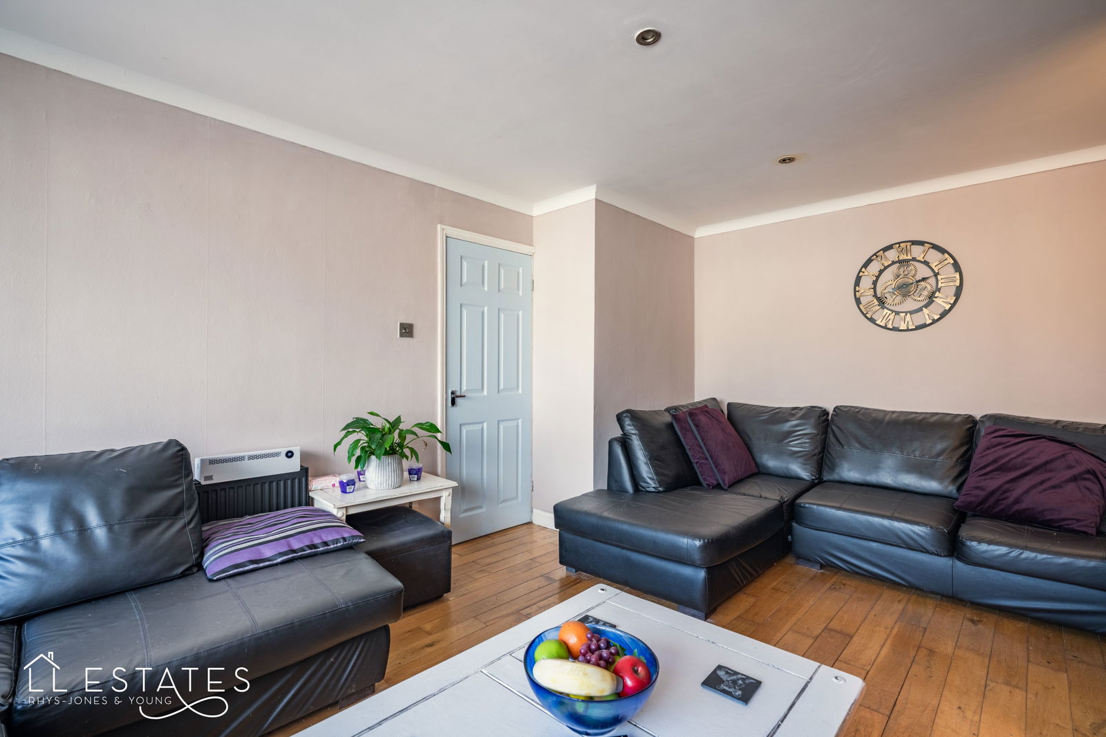 3 bed semi-detached bungalow for sale in Plastirion, Towyn, Abergele  - Property Image 4