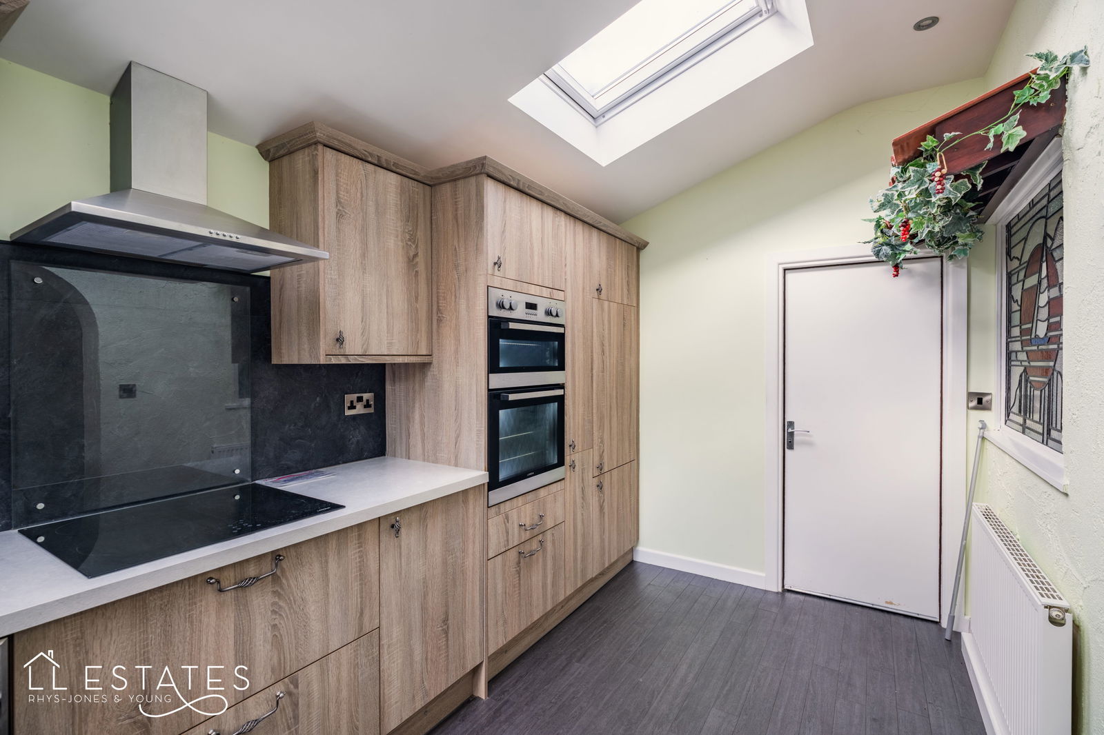 3 bed bungalow for sale in Highlands Road, Rhuddlan, Rhuddlan, LL18 2SA 3