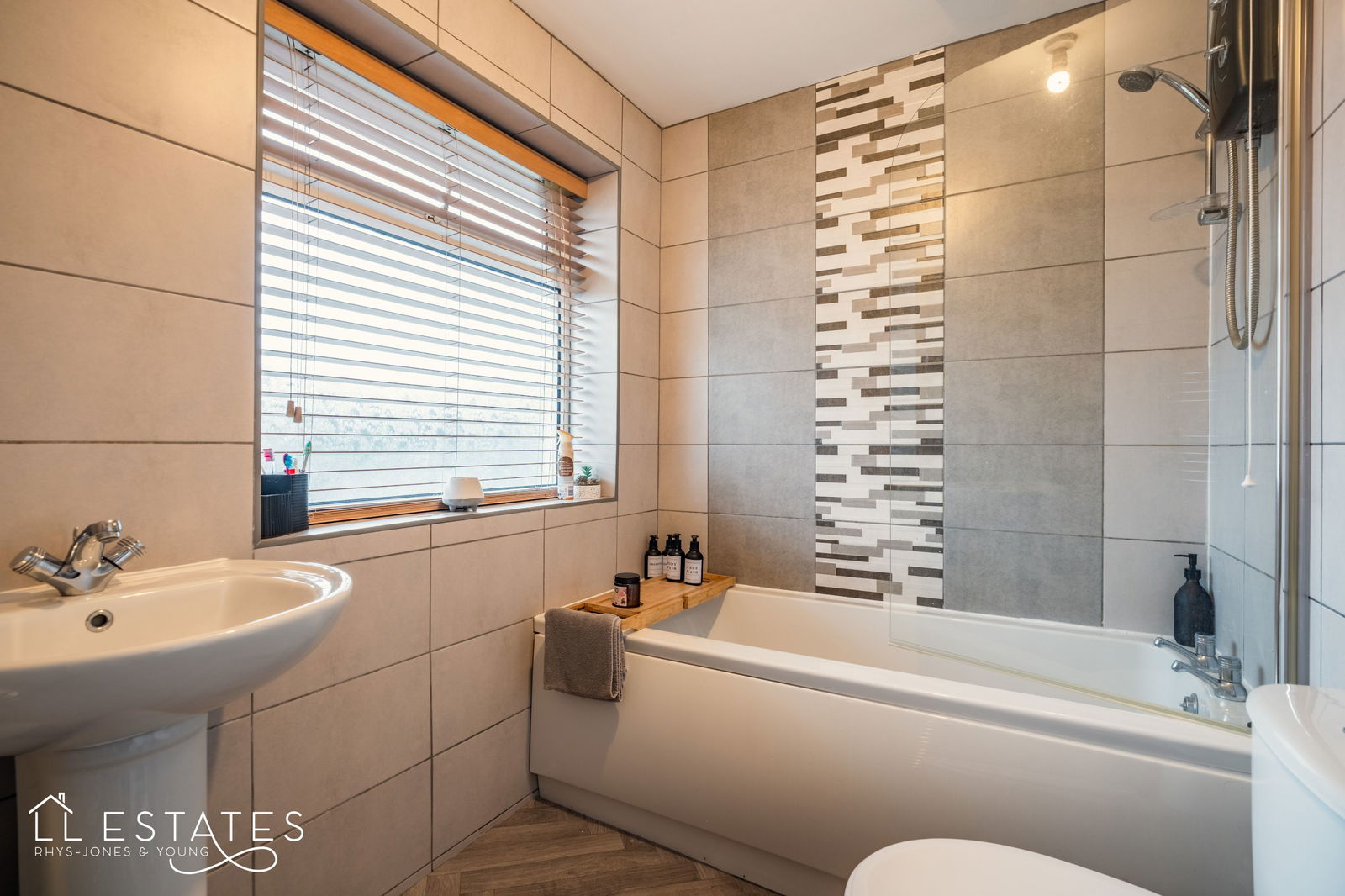 3 bed semi-detached house for sale in Min Y Don, Abergele, LL22 7NA  - Property Image 9