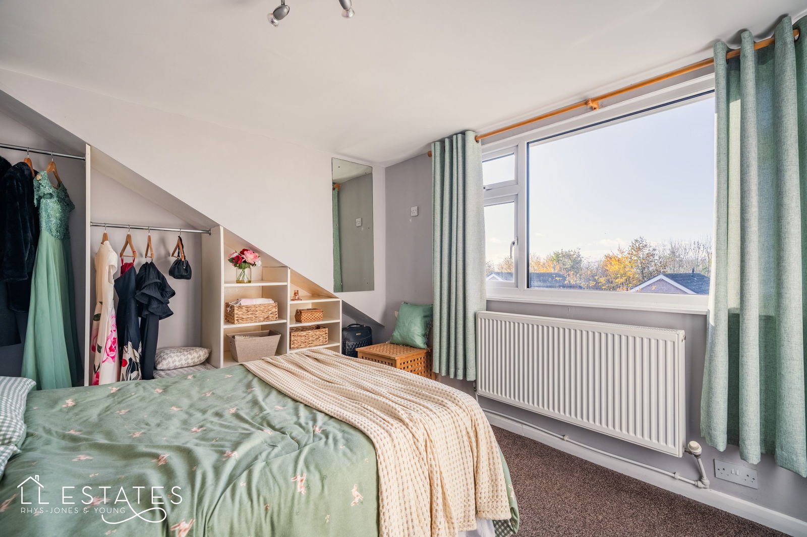 4 bed semi-detached bungalow for sale in Golden Grove, Rhyl, LL18 2RS  - Property Image 7