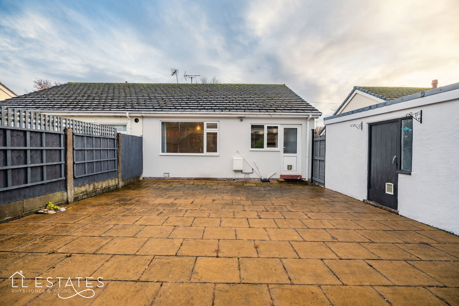 2 bed semi-detached bungalow for sale in The Meadows, Prestatyn, LL19 8EU 8