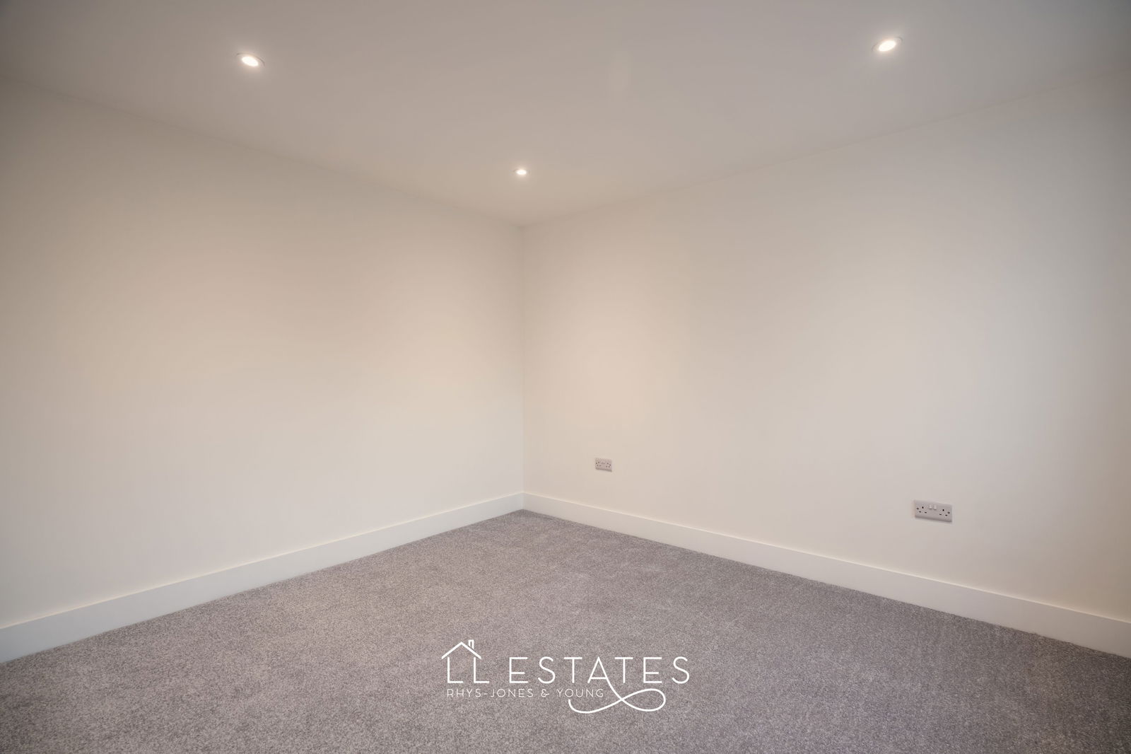 2 bed semi-detached bungalow for sale in Seabank Drive, Prestatyn 7