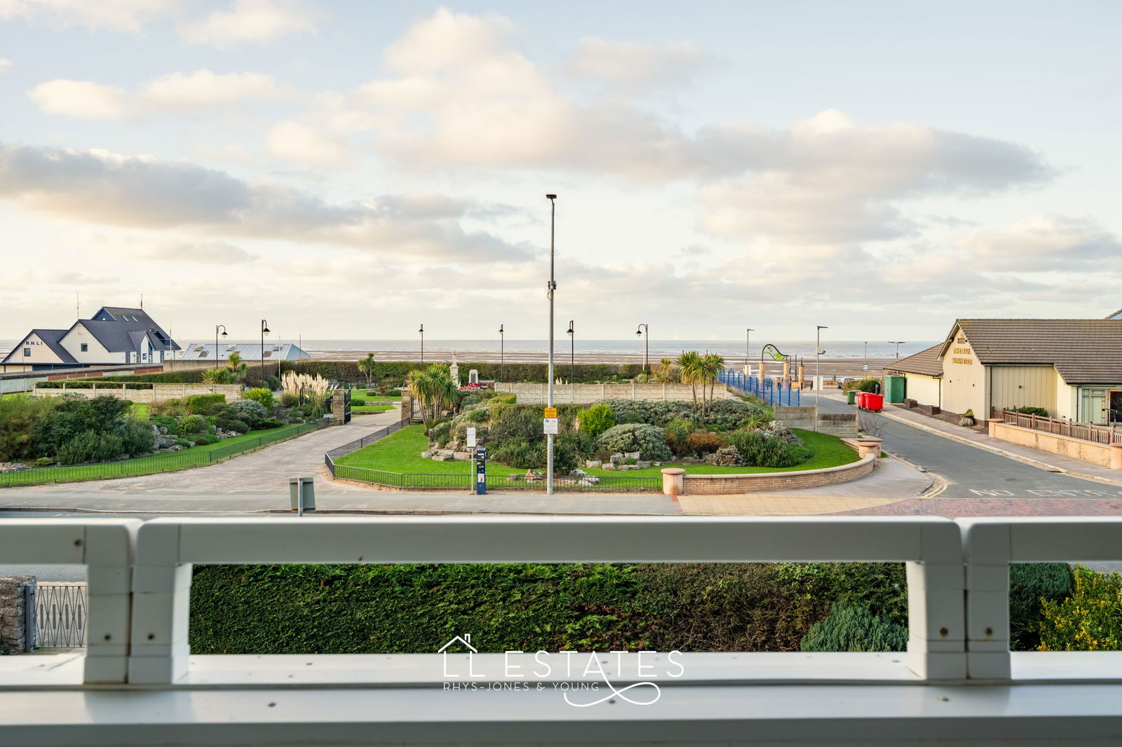 1 bed apartment for sale in Apartment 14, Glendower Court 1