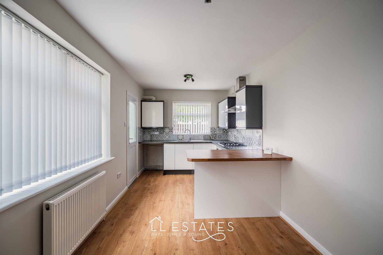 3 bed bungalow for sale in Patrick Avenue, Rhyl, LL18 4TU 2