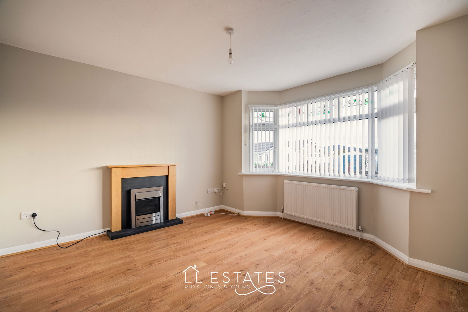 3 bed bungalow for sale in Patrick Avenue, Rhyl, LL18 4TU  - Property Image 3