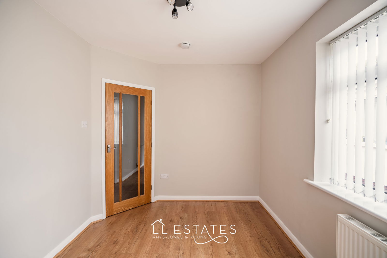 3 bed bungalow for sale in Patrick Avenue, Rhyl, LL18 4TU 3