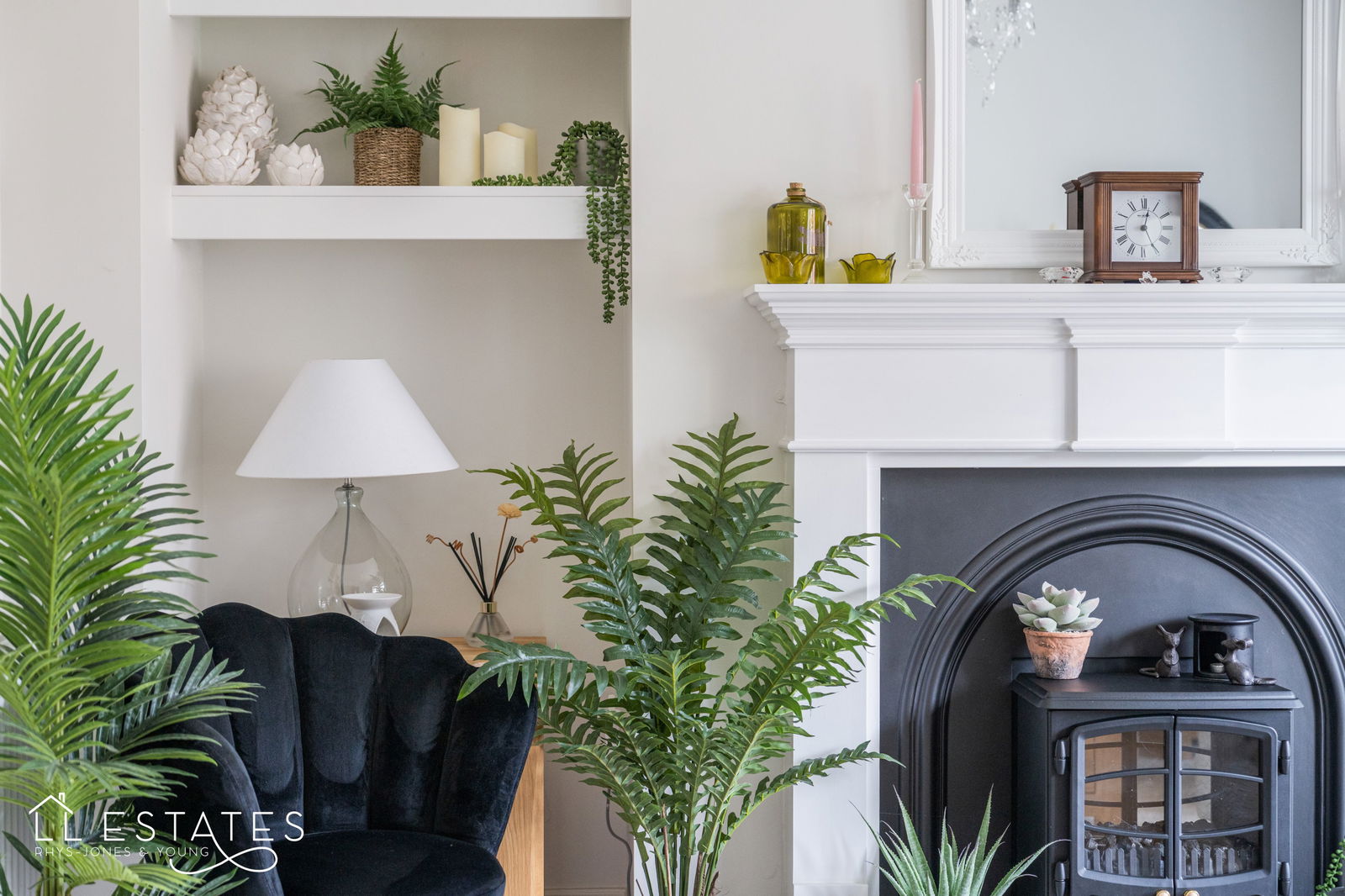 3 bed terraced house for sale in Rhodfa Tegid, St. Asaph, LL17 0EQ  - Property Image 4