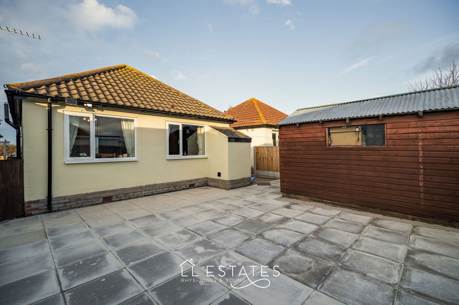 2 bed bungalow for sale in Green Lanes, Prestatyn, LL19 7BH  - Property Image 9