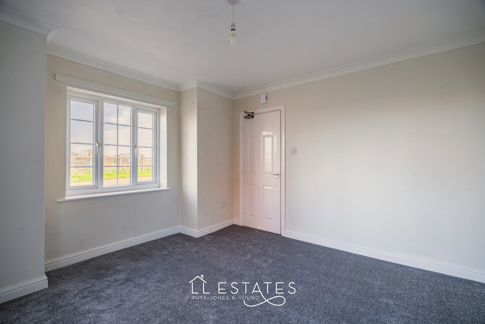 1 bed ground floor flat to rent in Old Foryd Road, Kinmel Bay, Rhyl, LL18 5BD  - Property Image 5