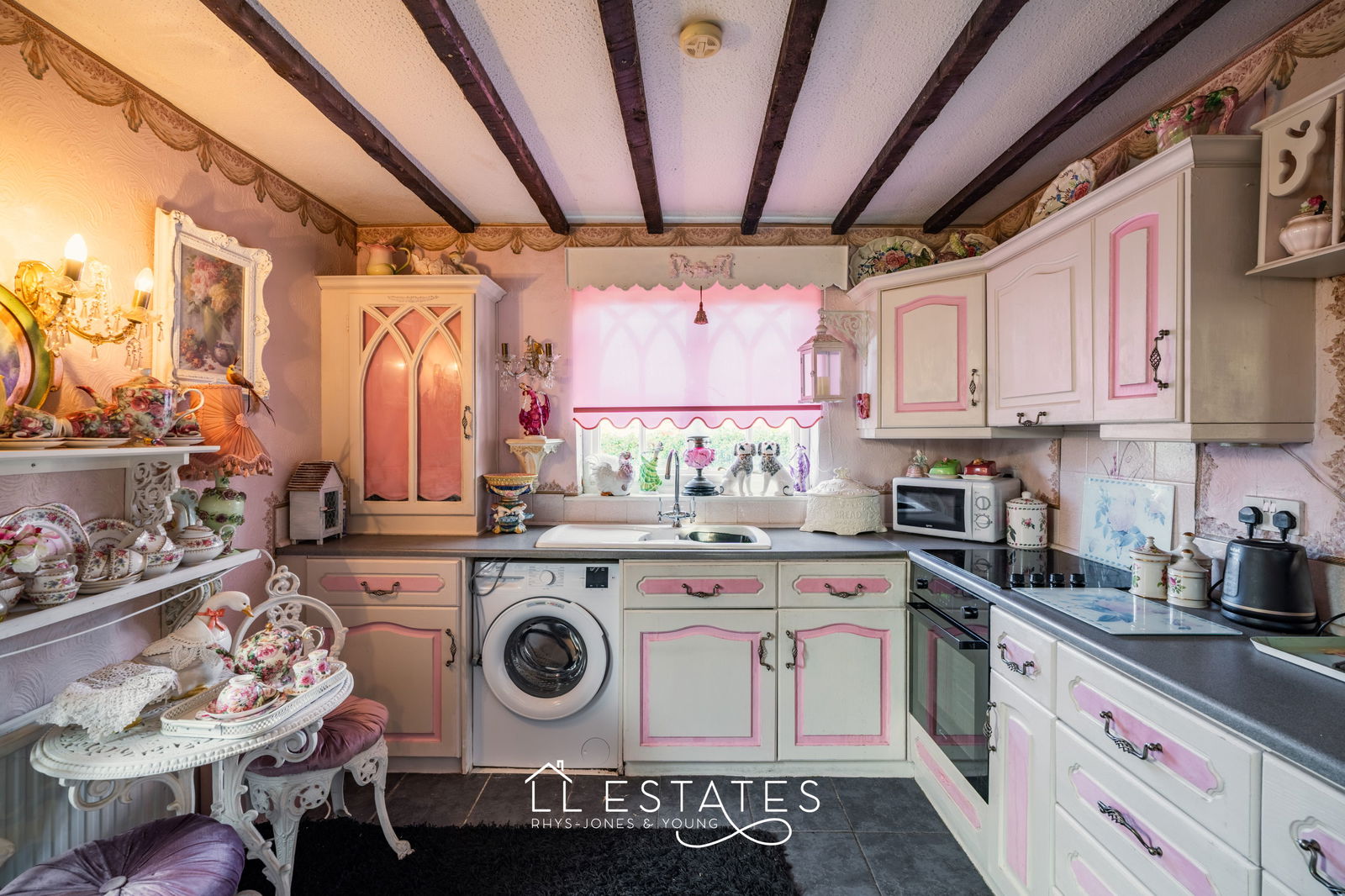 2 bed semi-detached house for sale in Heol Y Fedwen, Belgrano, LL22 9AL  - Property Image 4