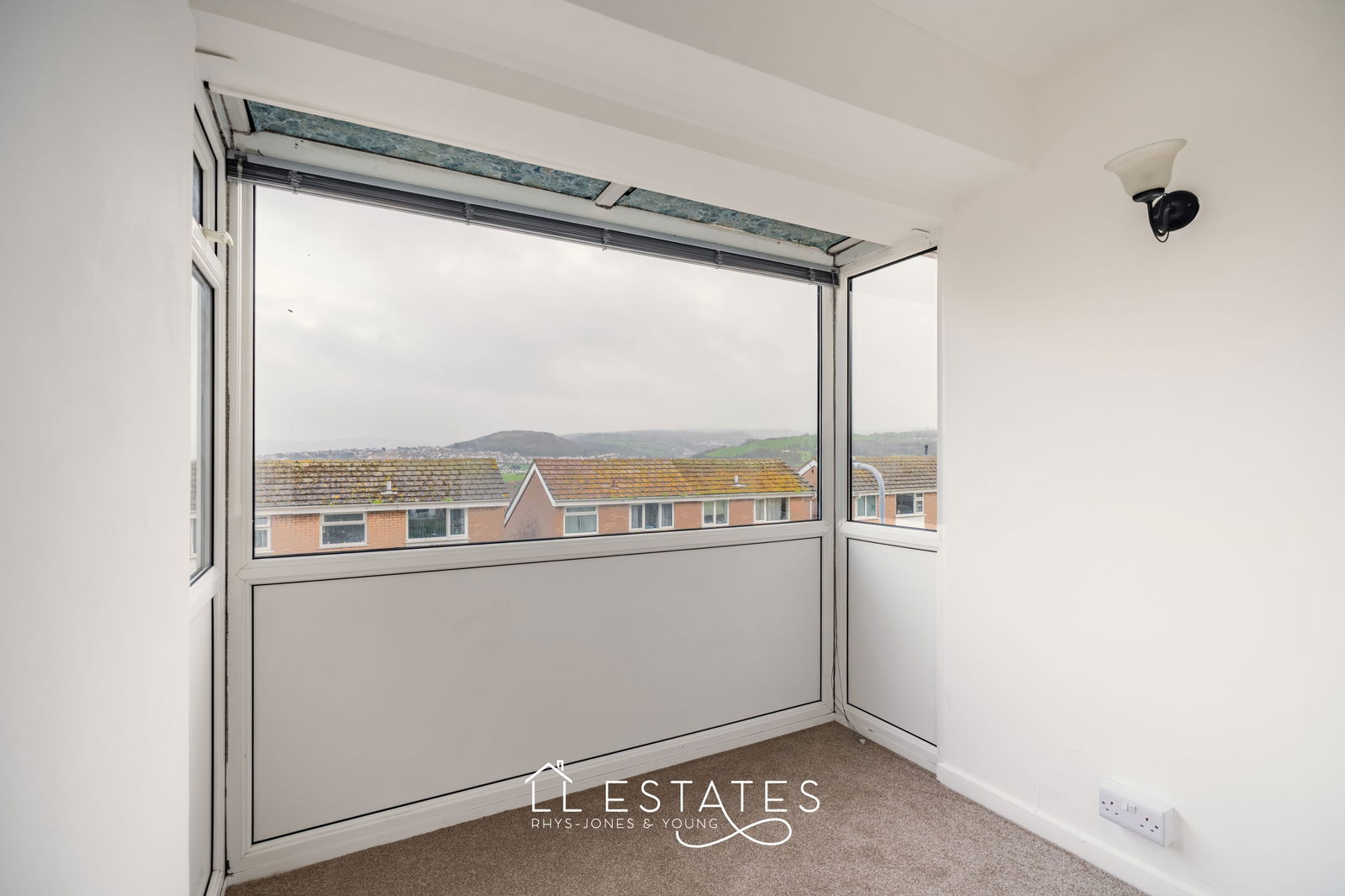 3 bed semi-detached house for sale in Ormeside, Penrhynside, LL30 3DY 7