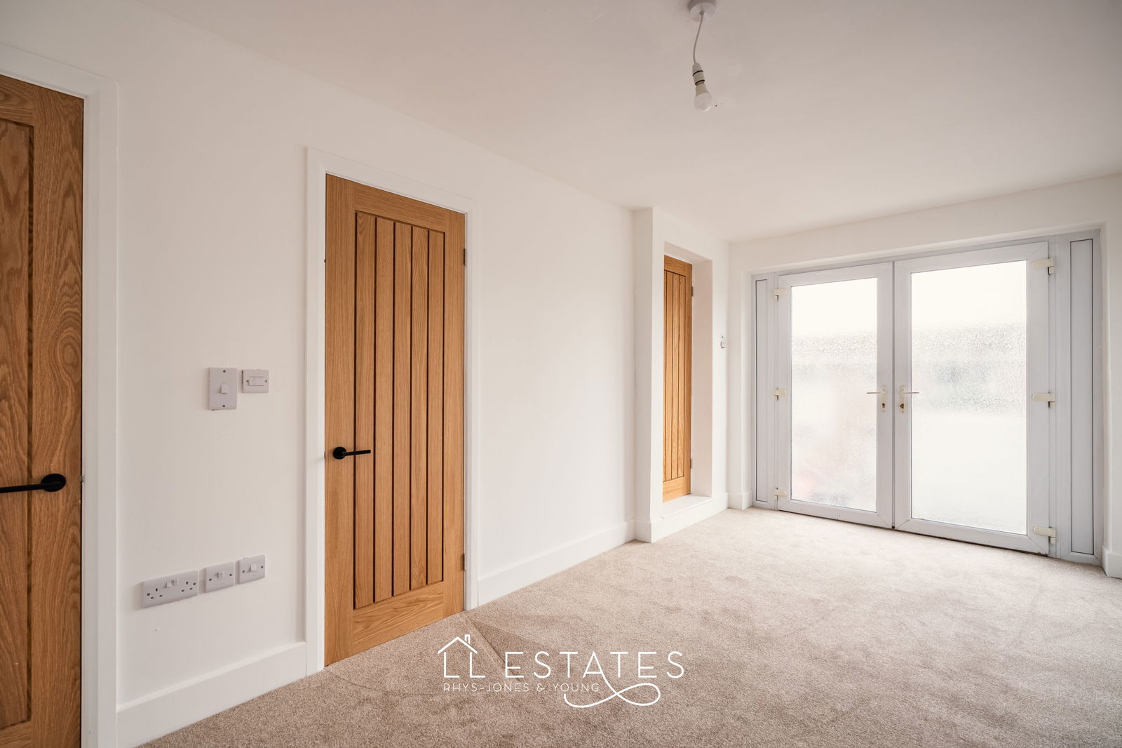 3 bed semi-detached house for sale in Ormeside, Penrhynside, LL30 3DY 4