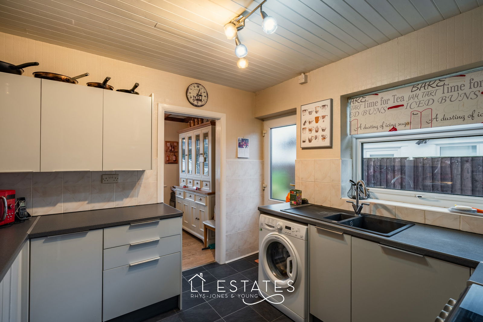 2 bed bungalow for sale in Garwyn Avenue, Meliden 4