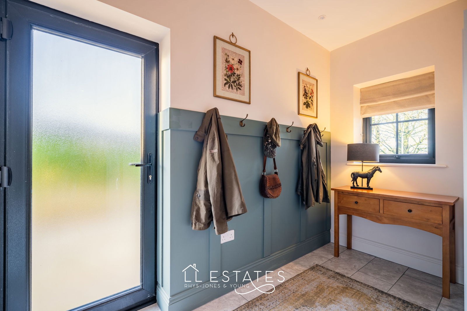 5 bed detached house for sale in Glasfryn, Lloc  - Property Image 11