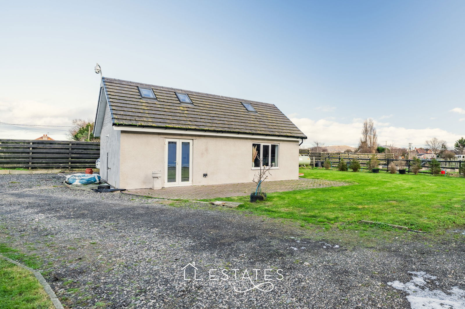 4 bed bungalow for sale in Ogwen Avenue, Kinmel Bay, LL18 5ER  - Property Image 16