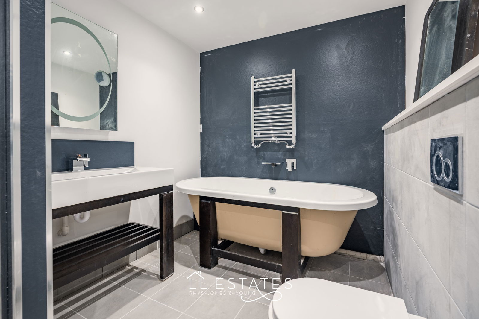 4 bed bungalow for sale in Ogwen Avenue, Kinmel Bay, LL18 5ER 14