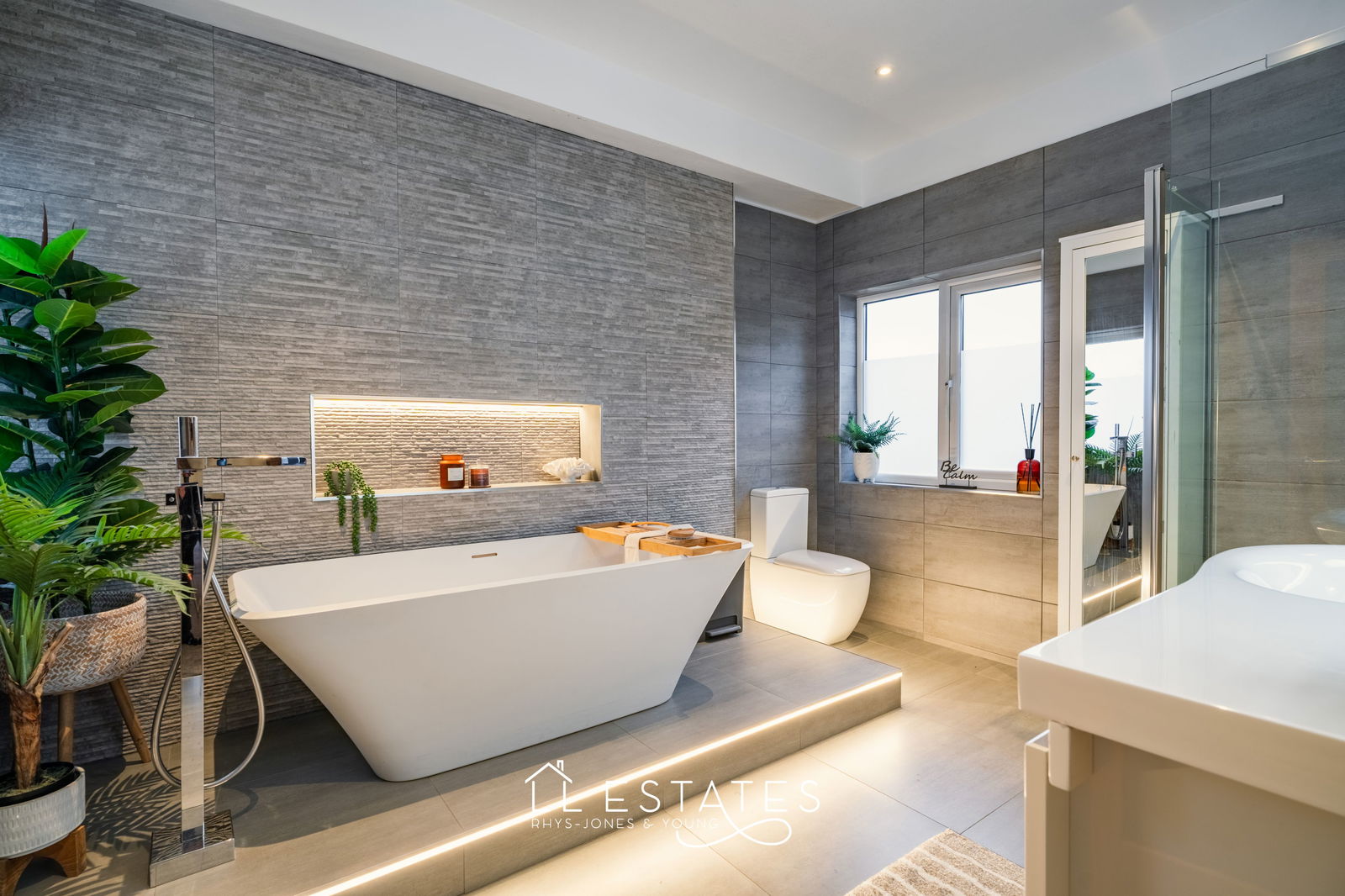 5 bed detached house for sale in Aberconway Road, Prestatyn, LL19 9HH  - Property Image 23