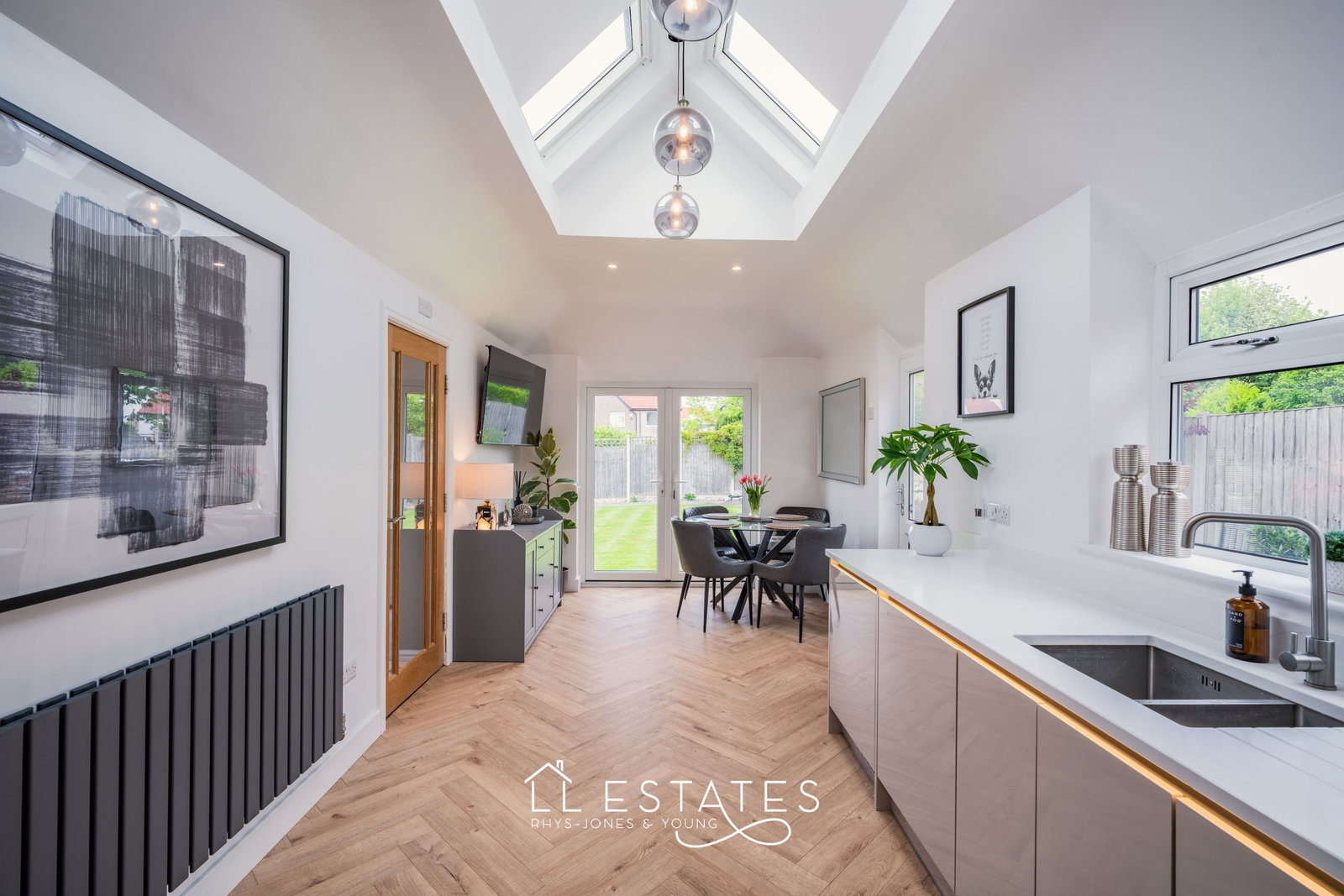 5 bed detached house for sale in Aberconway Road, Prestatyn, LL19 9HH 6