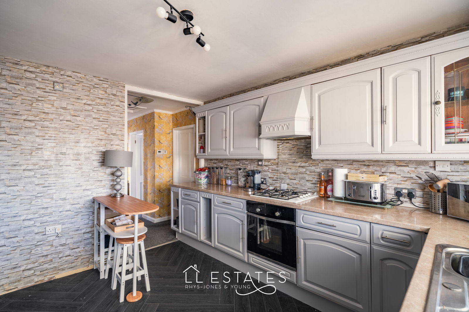 2 bed semi-detached bungalow for sale in Rachel Drive, Rhyl  - Property Image 3