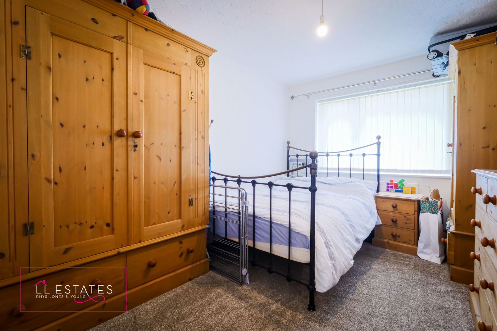 2 bed semi-detached bungalow for sale in Glan Ffyddion, Dyserth 9