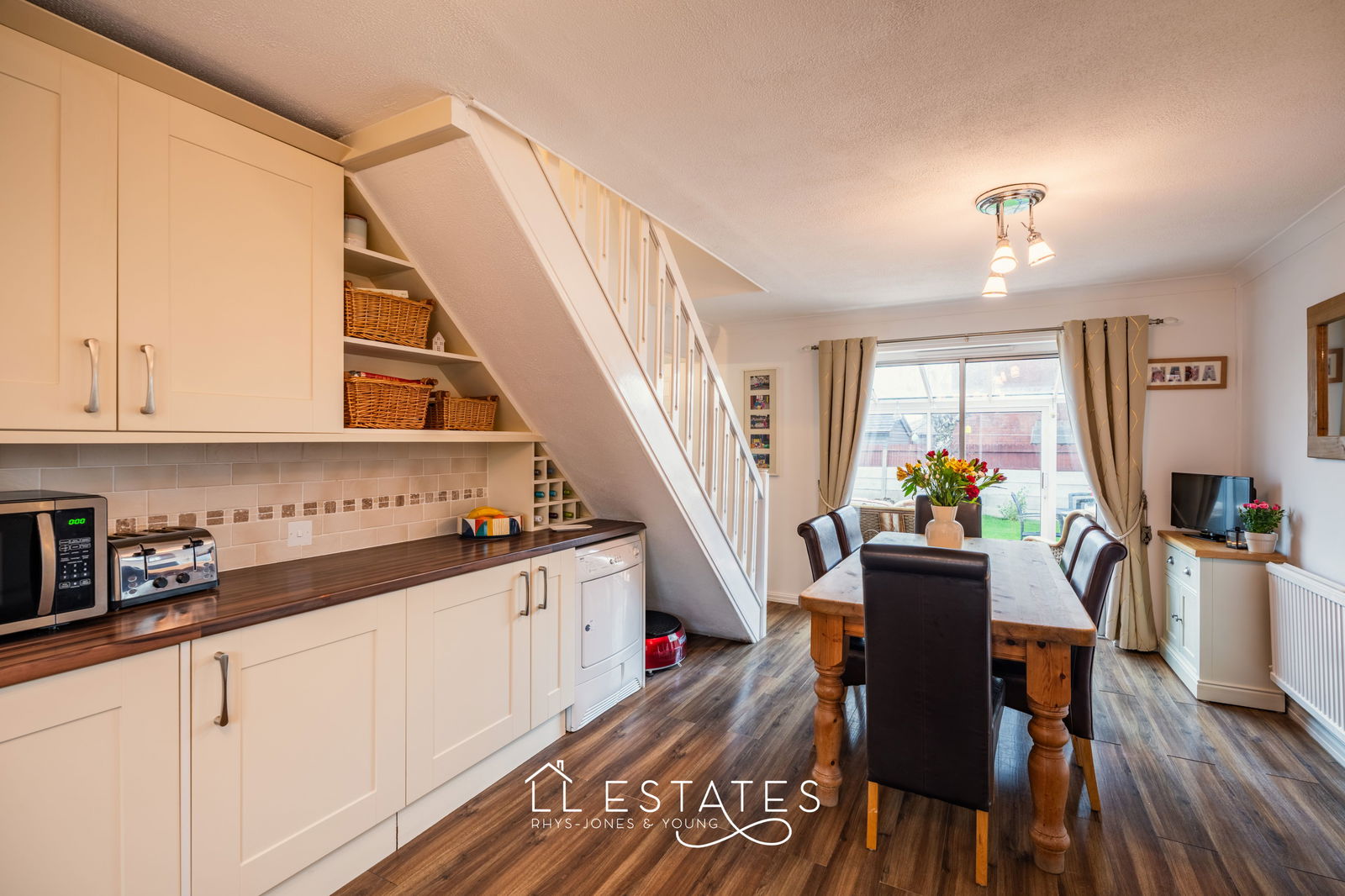 4 bed detached house for sale in Llys Bedwen, Rhyl, LL18 4LQ 4