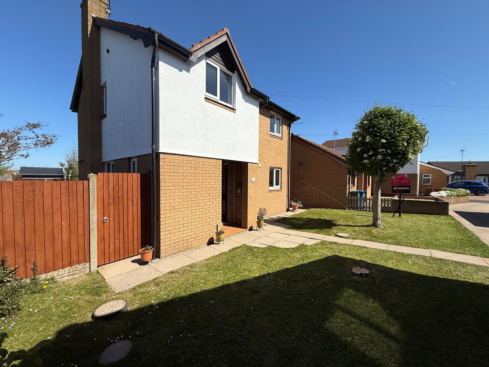 4 bed detached house for sale in Llys Bedwen, Rhyl, LL18 4LQ