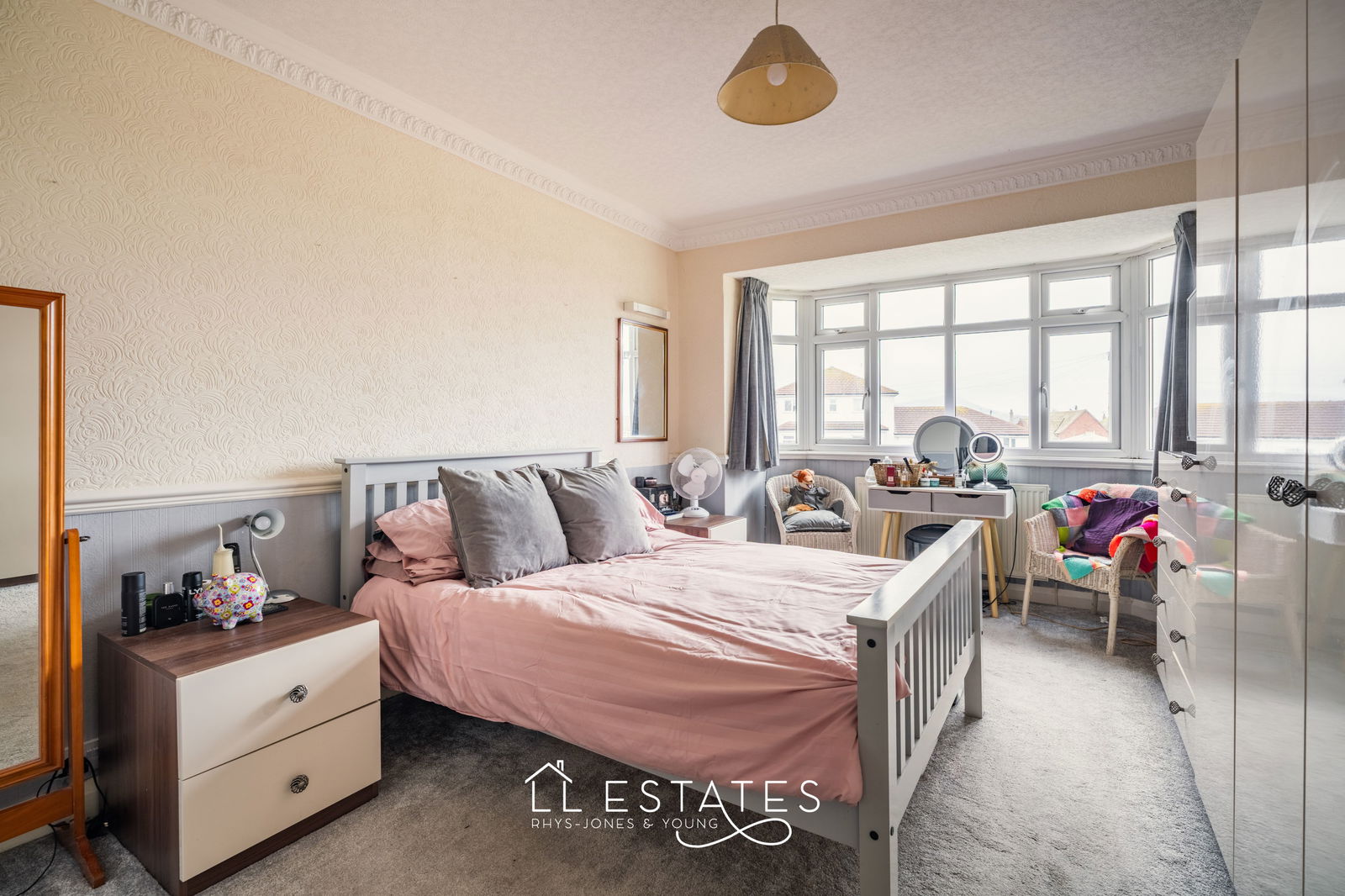 4 bed detached house for sale in 42 Victoria Road West 8