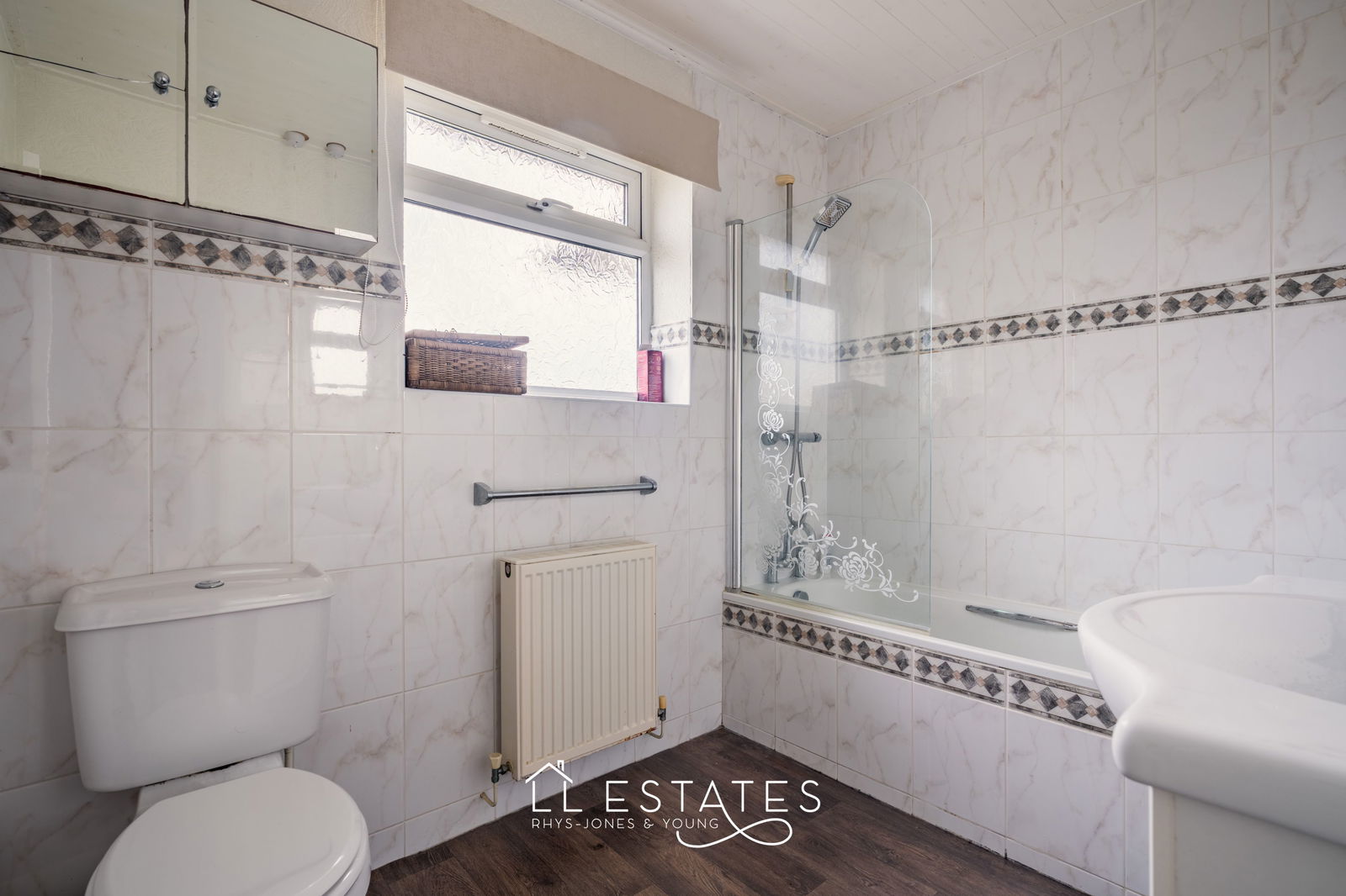 4 bed detached house for sale in 42 Victoria Road West 10