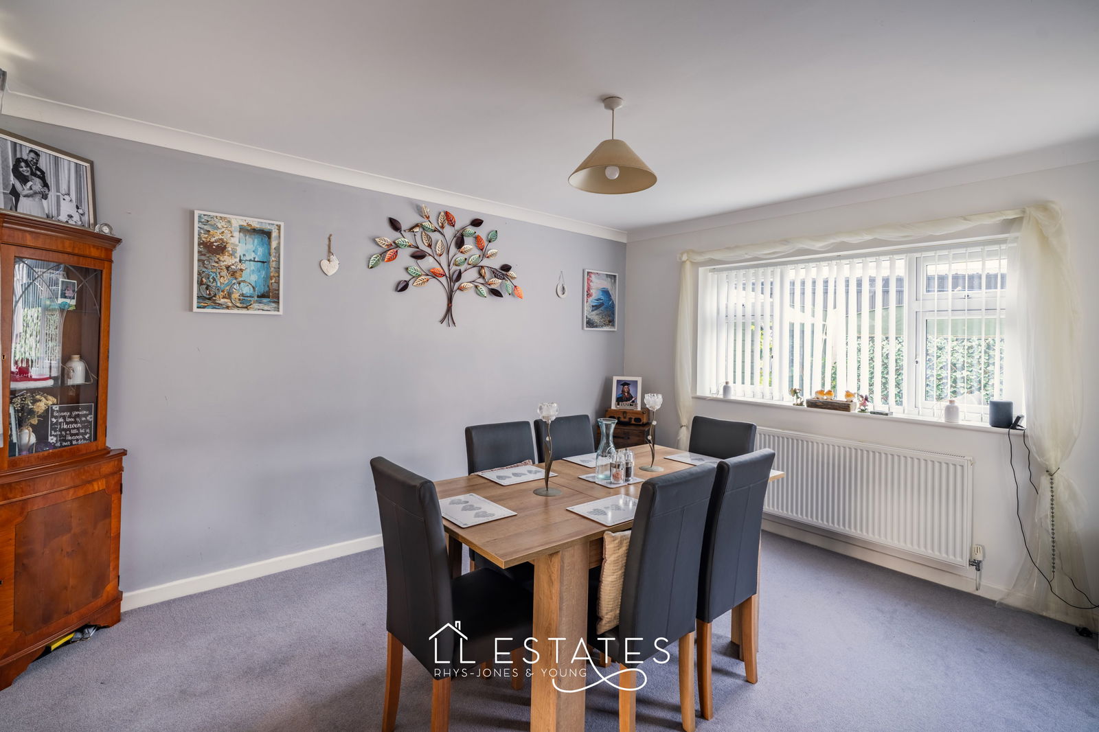 4 bed detached house for sale in 42 Victoria Road West 5