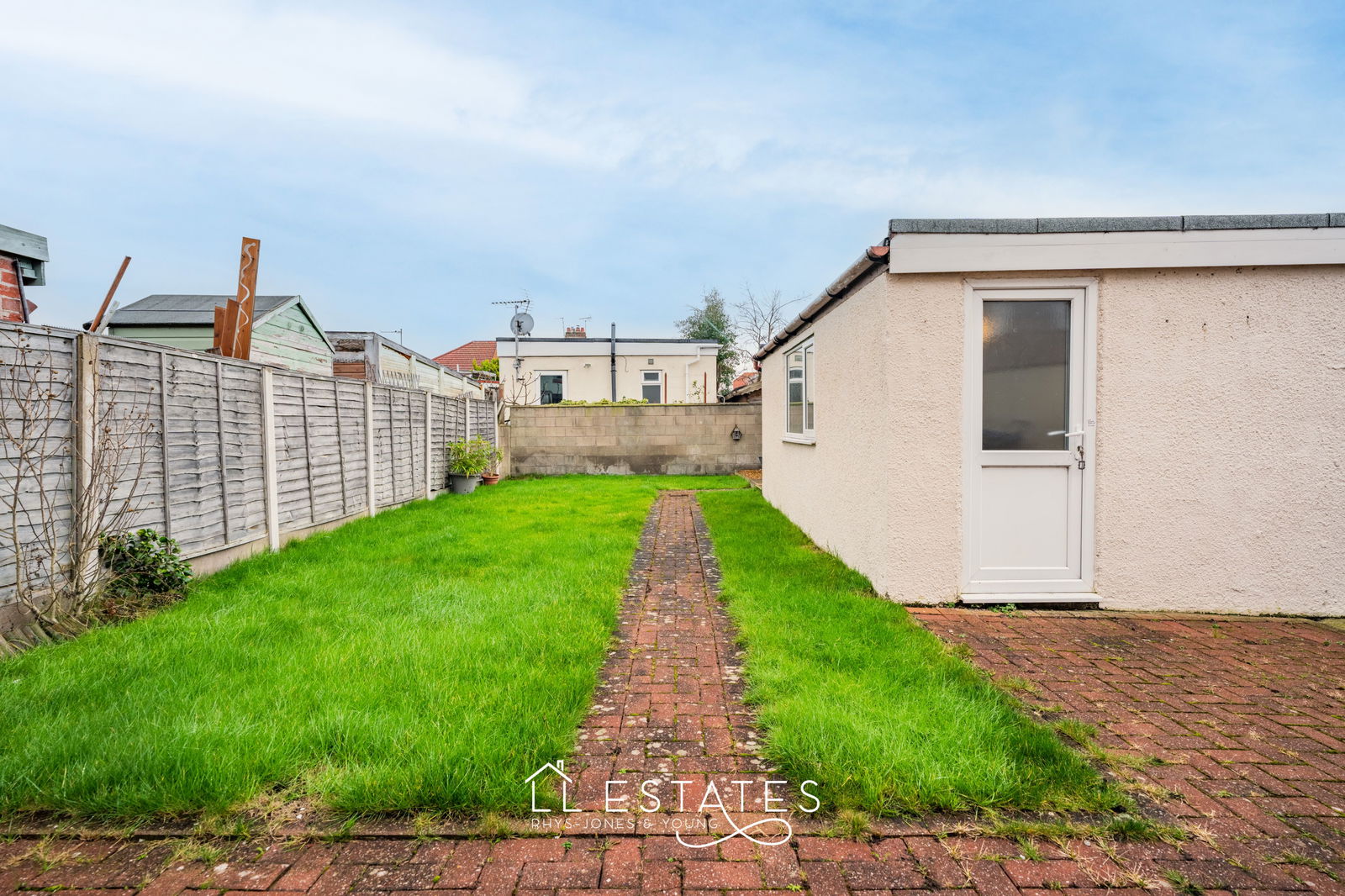 3 bed end of terrace house for sale in Prince Edward Avenue, Rhyl  - Property Image 10