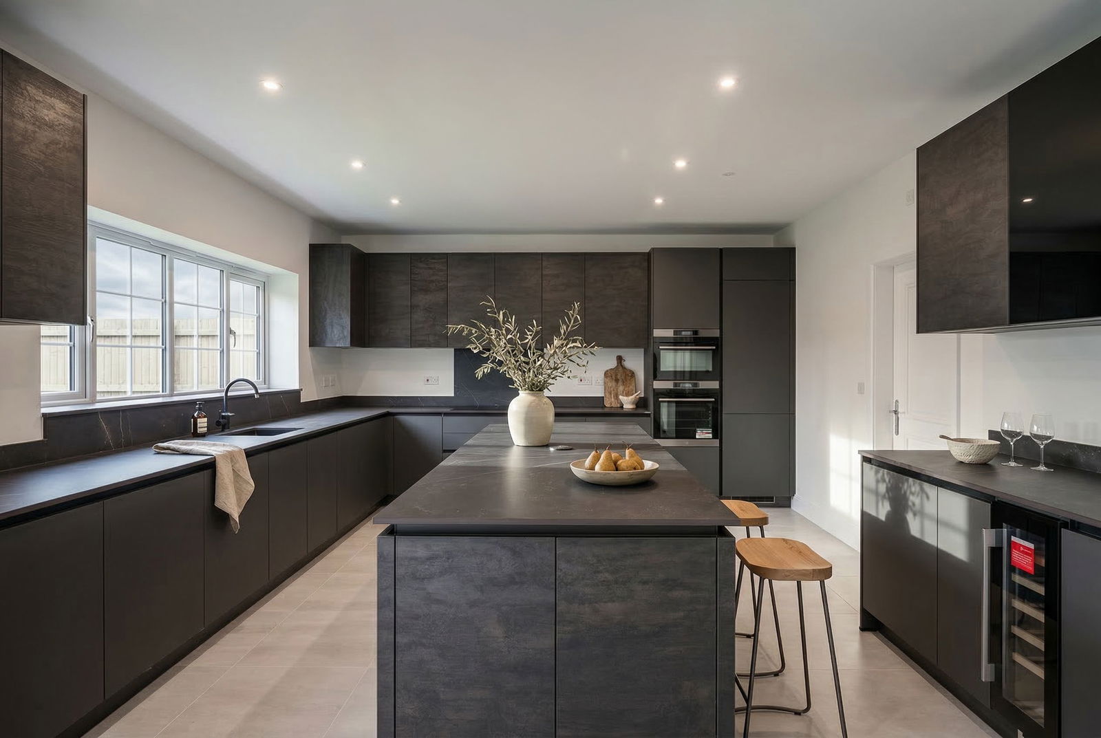 6 bed detached house for sale in Llys Wylfa, St Asaph  - Property Image 5