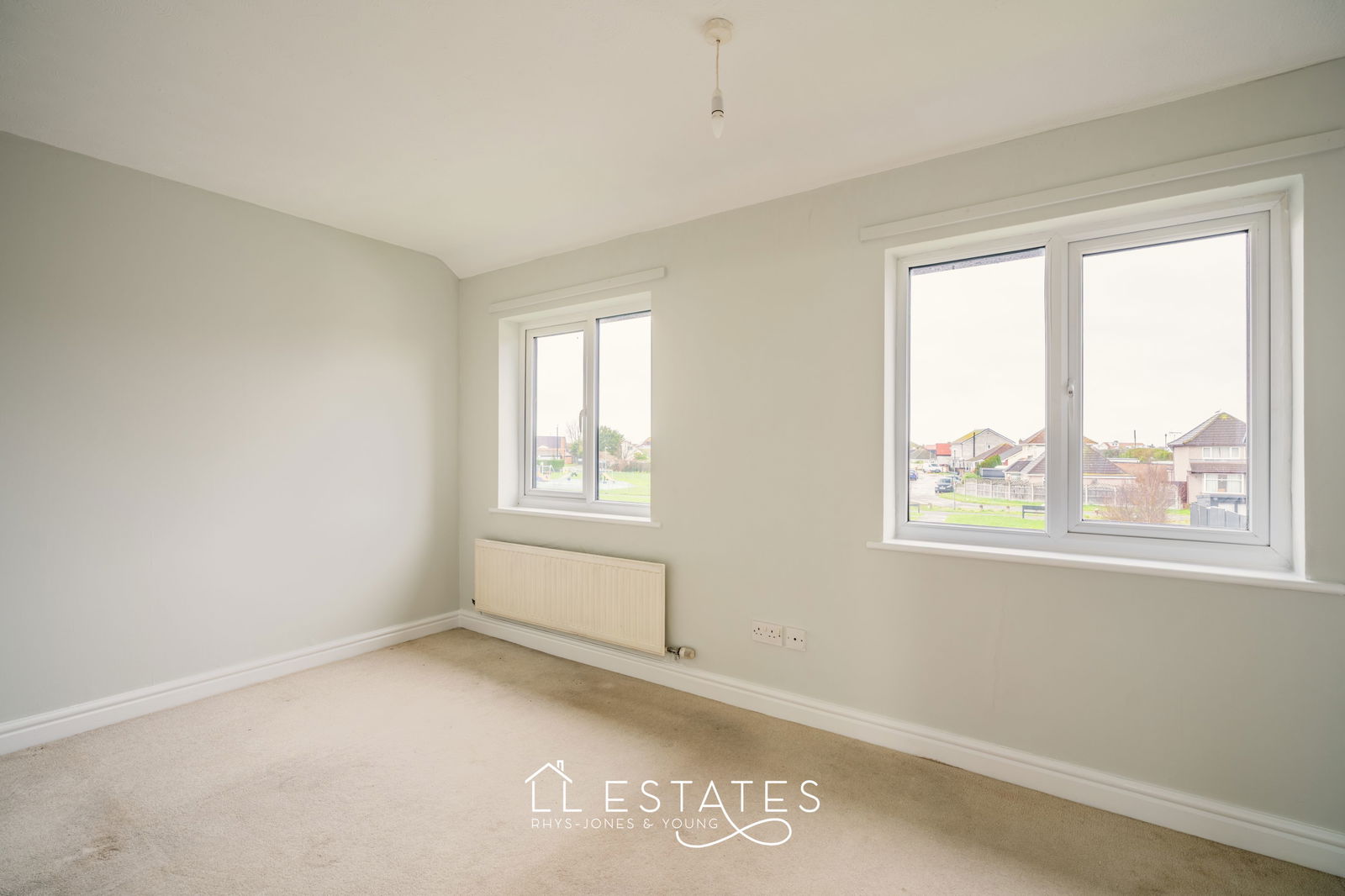 3 bed semi-detached house for sale in Trem Elwy, Kinmel Bay, LL18 5AZ  - Property Image 6