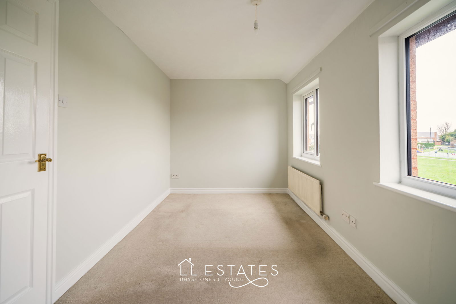 3 bed semi-detached house for sale in Trem Elwy, Kinmel Bay, LL18 5AZ  - Property Image 7