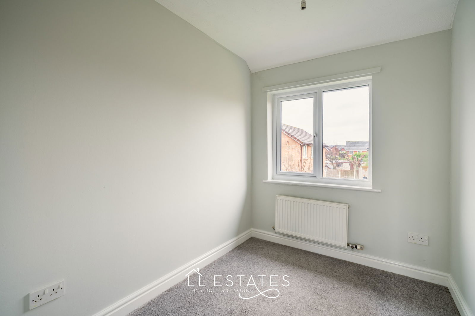 3 bed semi-detached house for sale in Trem Elwy, Kinmel Bay, LL18 5AZ  - Property Image 8