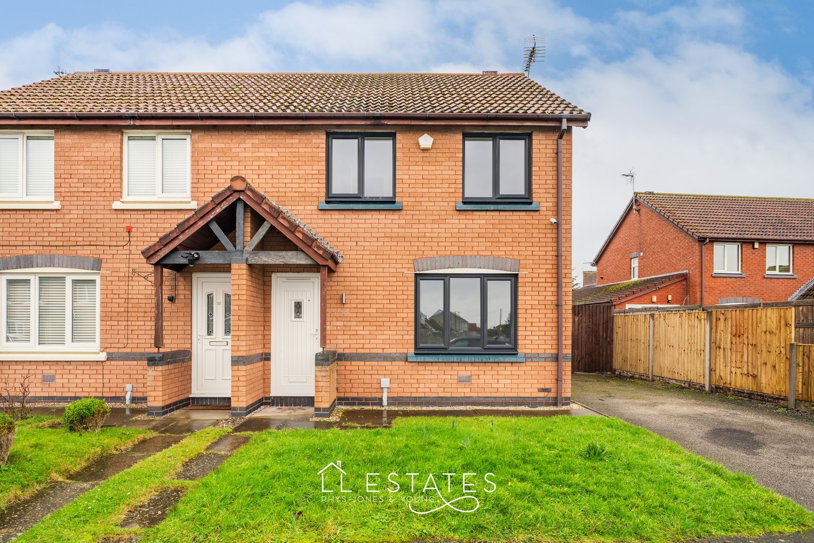 3 bed semi-detached house for sale in Trem Elwy, Kinmel Bay, LL18 5AZ  - Property Image 1